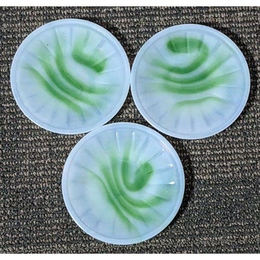 3 Akro Agate Plates Green White Slag Glass Childs Miniature Tea Set 3 1/2" Vtg